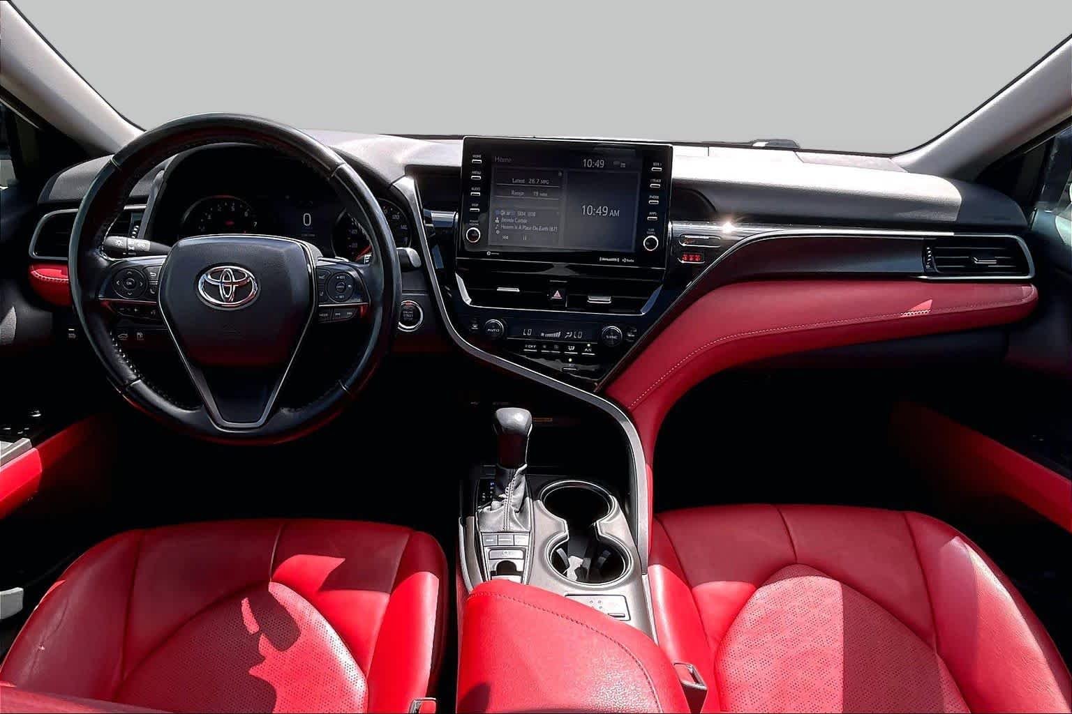 Used 2021 Wind Chill Pearl Toyota XSE image 15