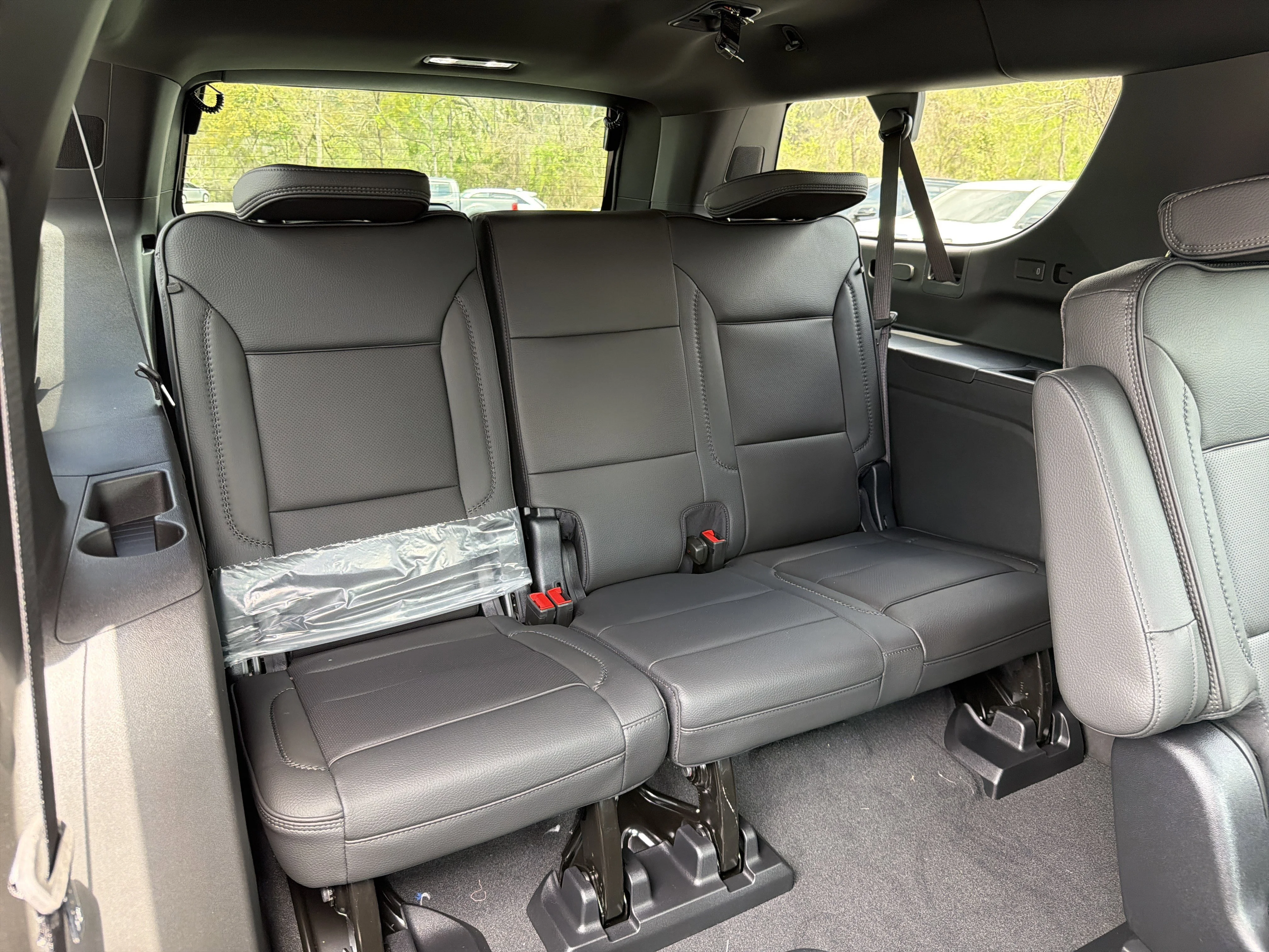 2026 GMC Yukon XL Denali - Photo 18