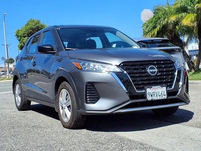 Used 2025 Gray Nissan S image 28