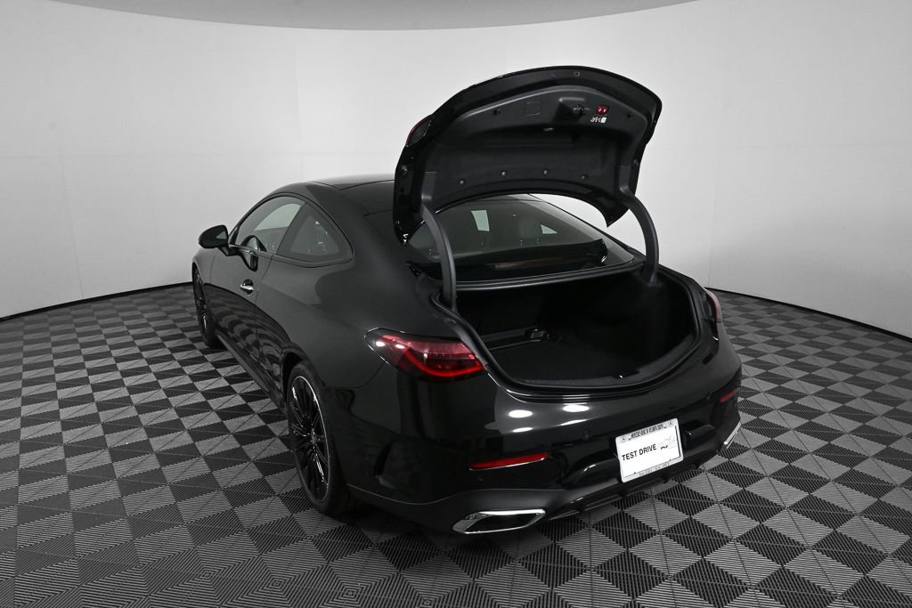 New 2026 Obsidian Black Metallic Mercedes-Benz CLE 300 image 28