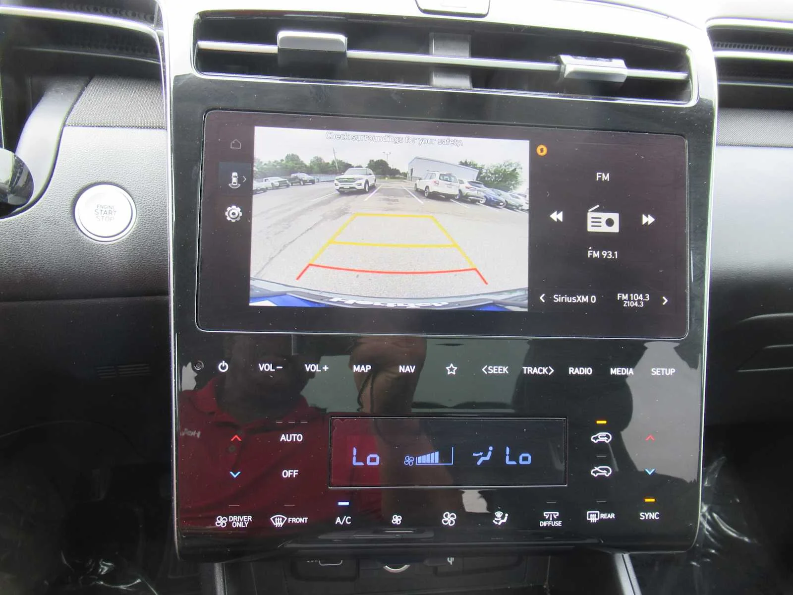 Used 2024 Amazon Gray Hyundai SEL Convenience image 29