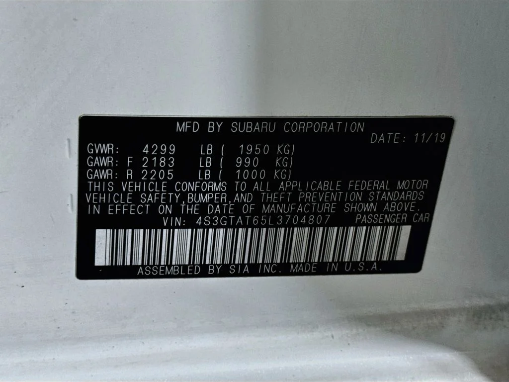 Used 2020 White Subaru Limited image 39