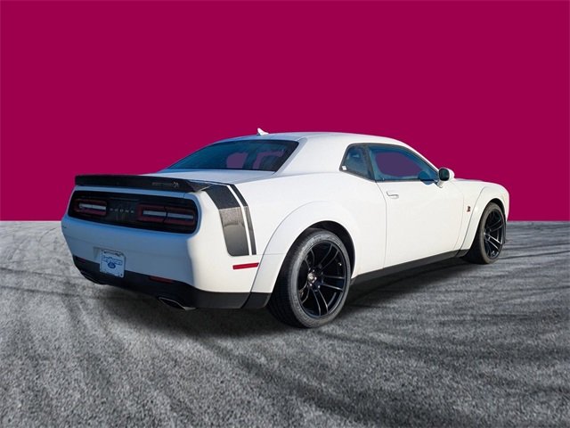 2023 Dodge Challenger R/T Scat Pack Widebody photo 4