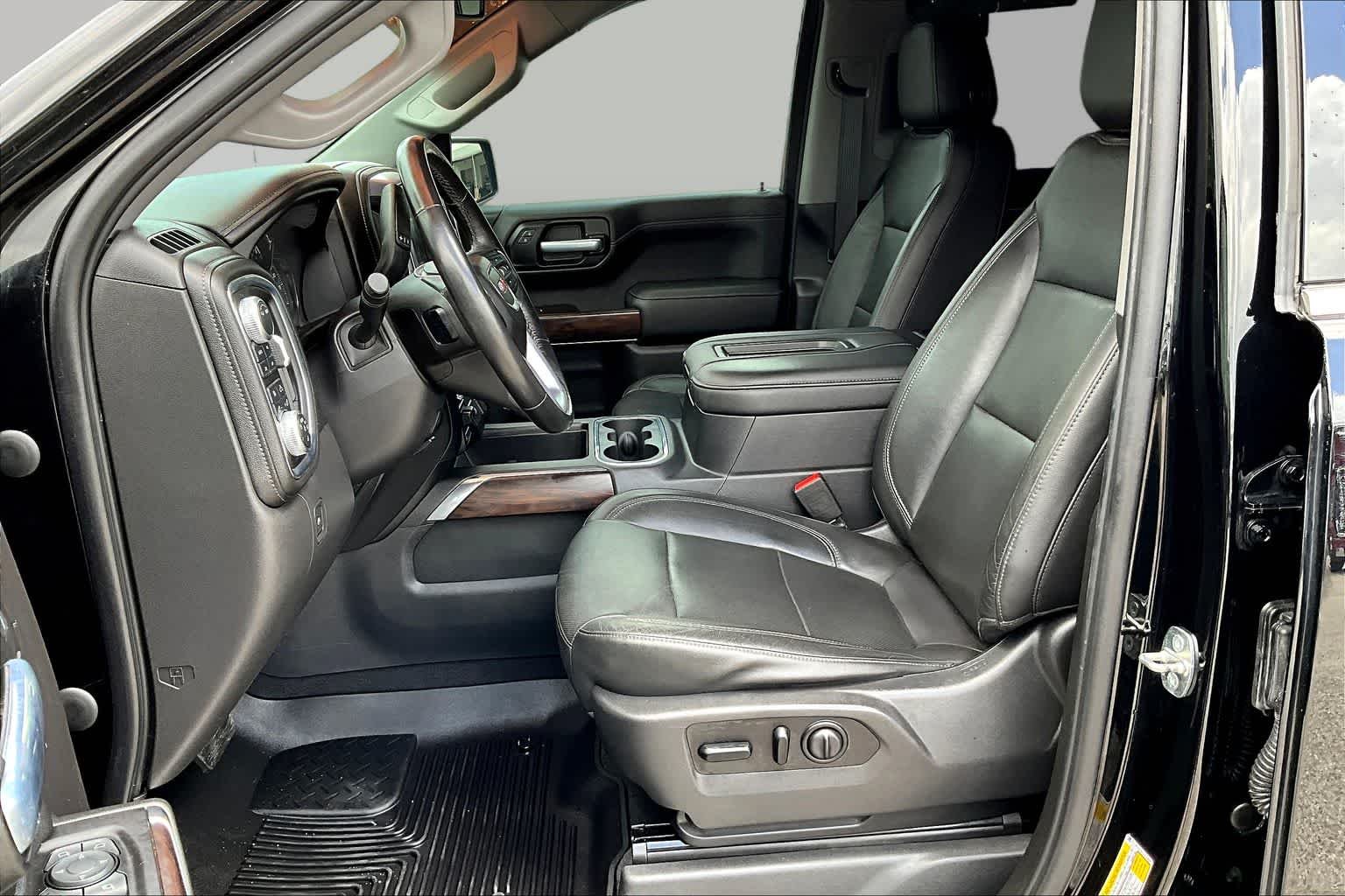 Used 2020 Onyx Black GMC SLT image 8