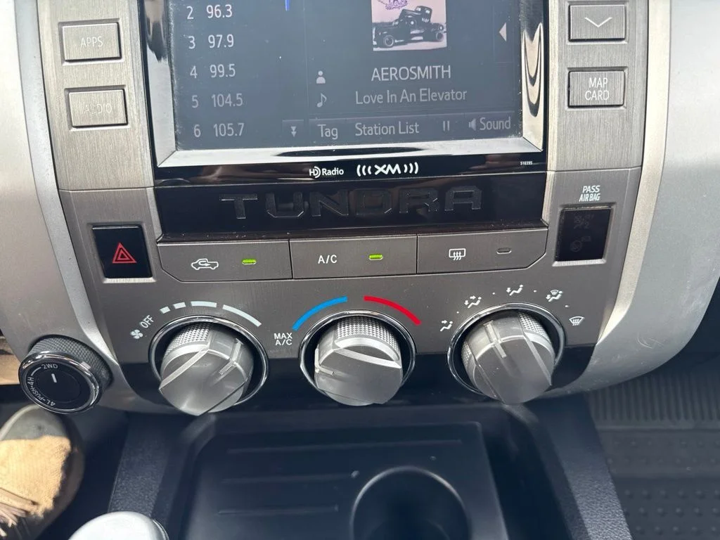 Used 2019 Black Toyota SR5 image 10