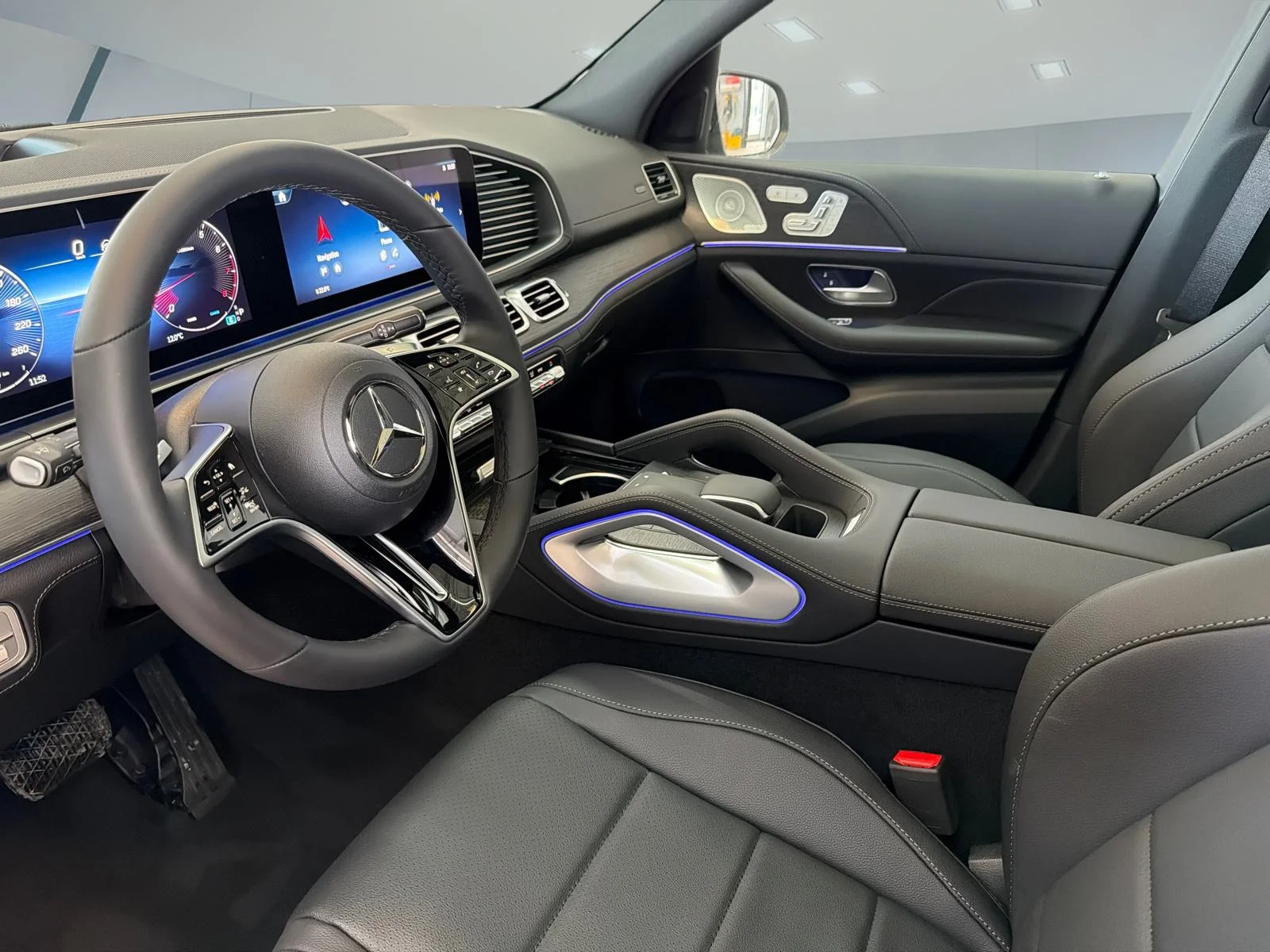 New 2026 Silver Mercedes-Benz GLE 350 4MATIC SUV image 10