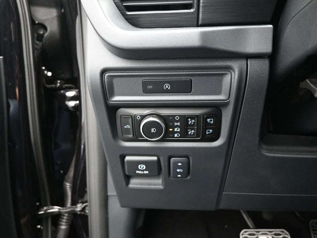 New 2025 Black Ford XLT image 12