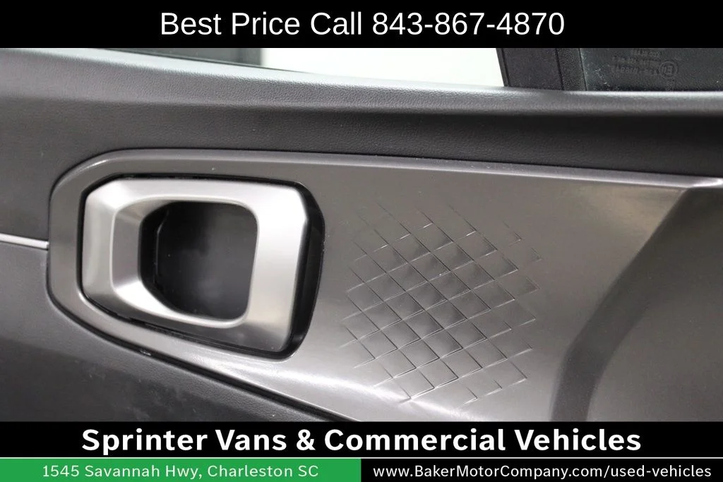 Used 2023 White Pearl Kia S image 19