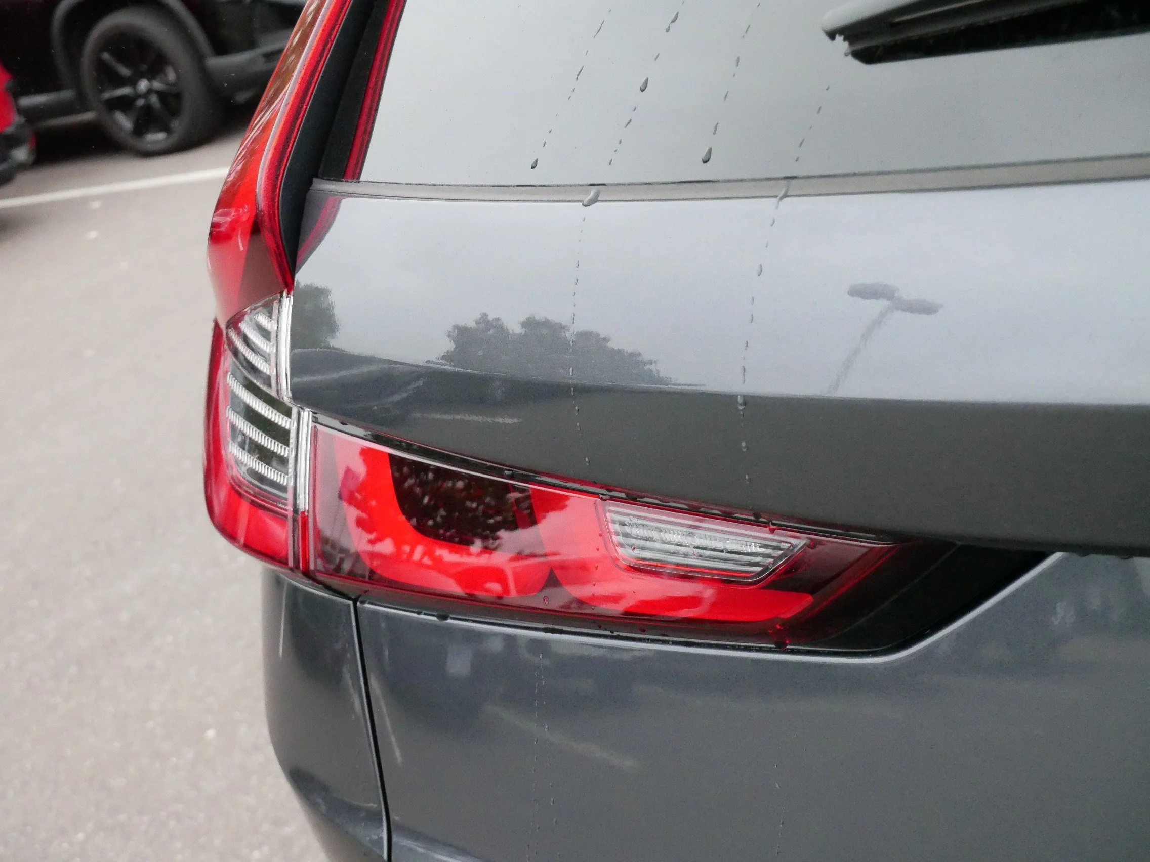 Used 2026 Meteorite Gray Metallic Honda EX image 17