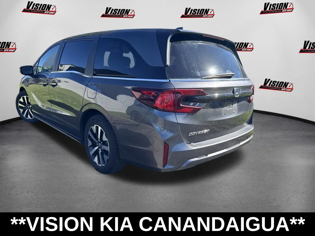 Used 2025 Silver Honda EX-L image 3