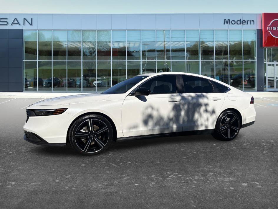 Used 2025 Platinum White Pearl Honda Sport image 1