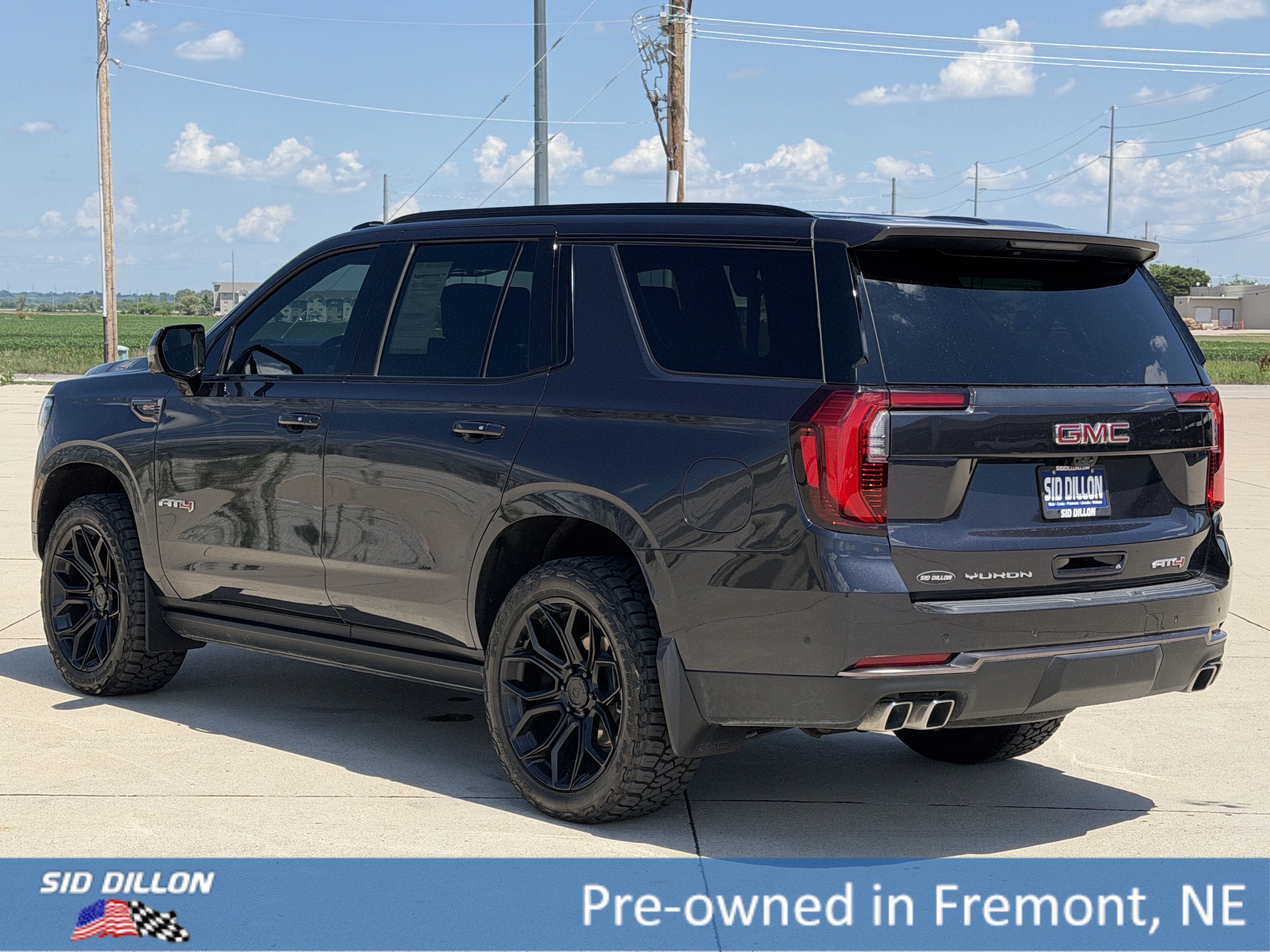 Used 2026 Titanium Rush Metallic GMC AT4 Ultimate image 8