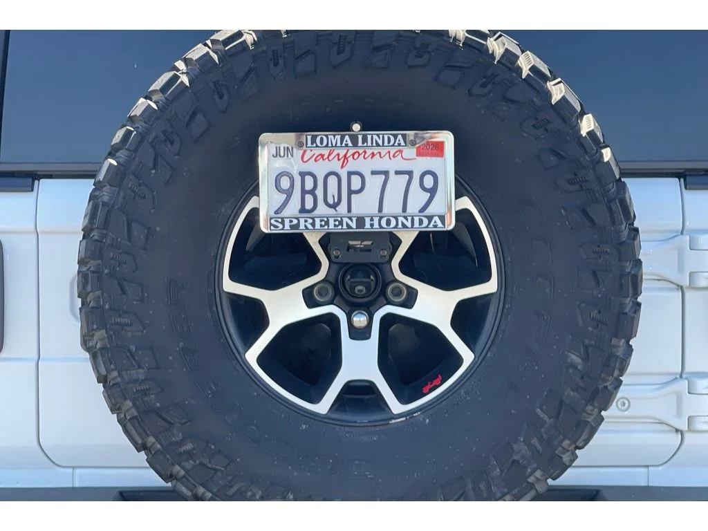 Used 2022 Bright White Clearcoat Jeep Unlimited Rubicon image 48