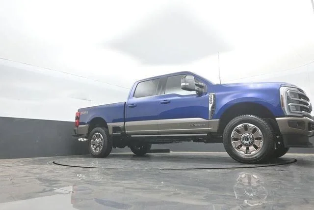 New 2026 Blue Ford King Ranch image 32