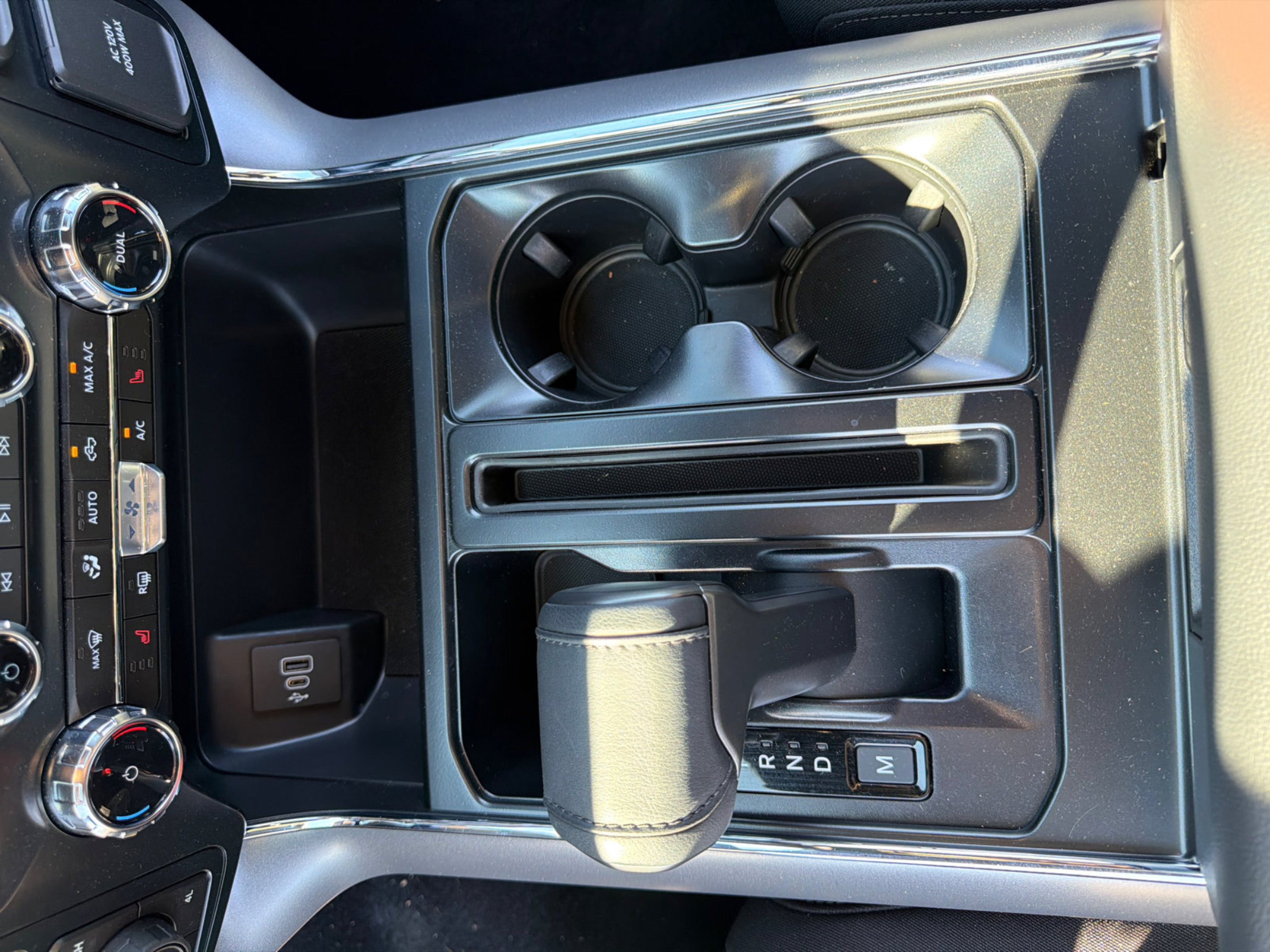 New 2026 Agate Black Metallic Ford XLT image 25