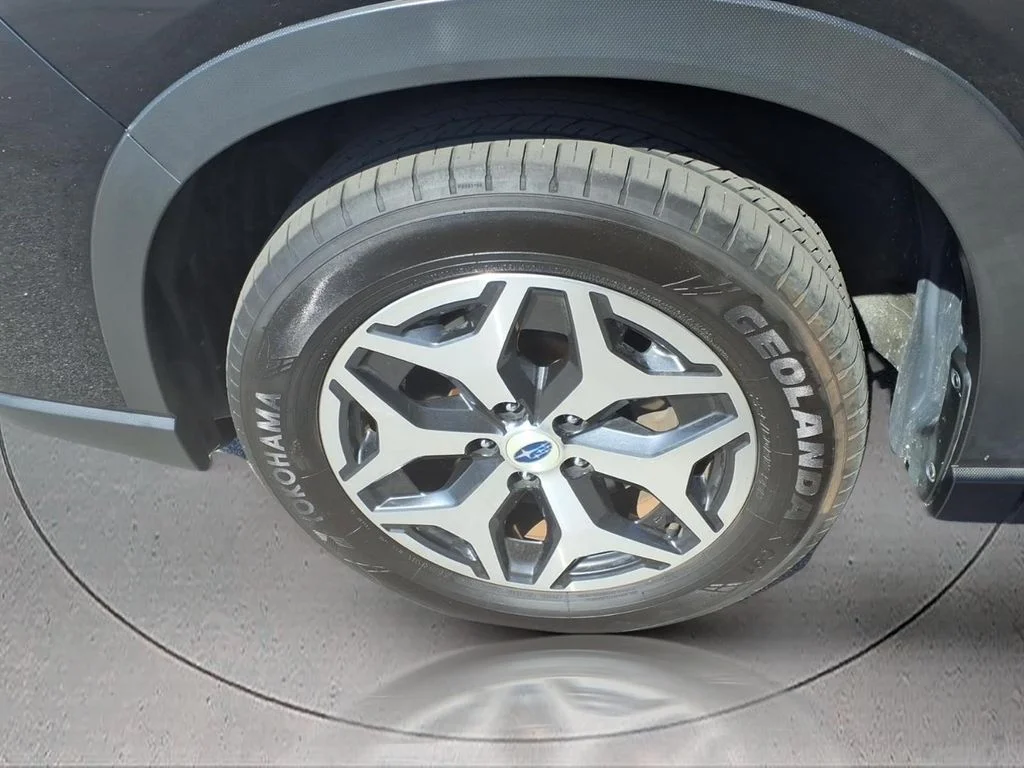 Used 2019 Black Subaru Premium image 6