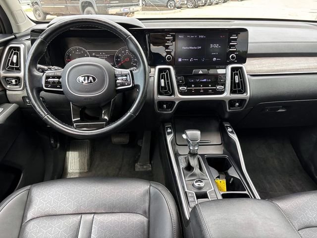 Used 2021 Gray Kia EX image 10