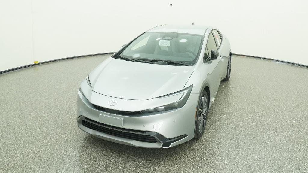 New 2026 Cutting Edge Toyota XLE image 17