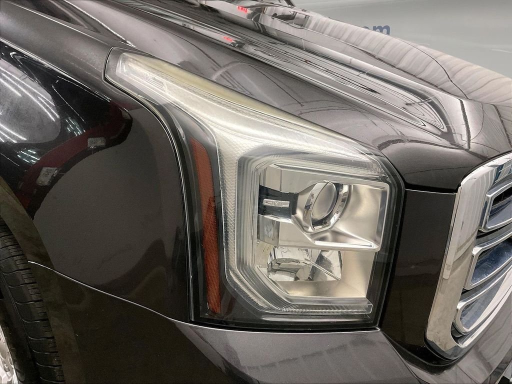 Used 2017 Silver GMC SLT image 34