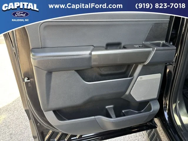 Used 2023 Black Ford XLT image 17