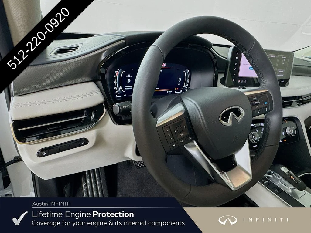 New 2027 RADIANT WHITE INFINITI LUXE image 13