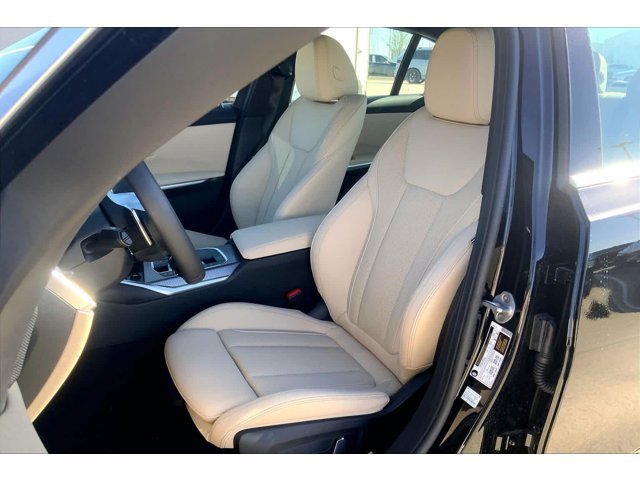 New 2026 Jet Black BMW 330i NA image 9