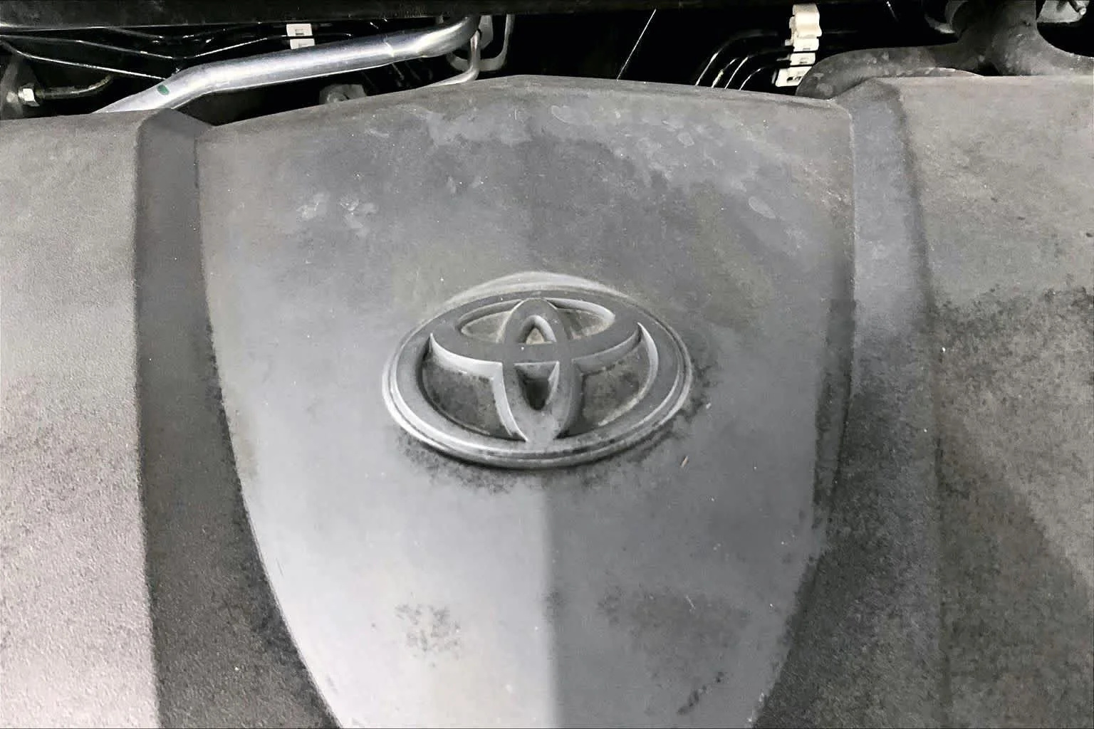 Used 2023 Ice Cap Toyota SE image 36