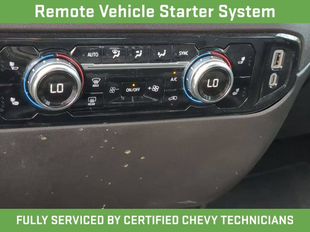 Used 2025 Silver GMC SLT image 32