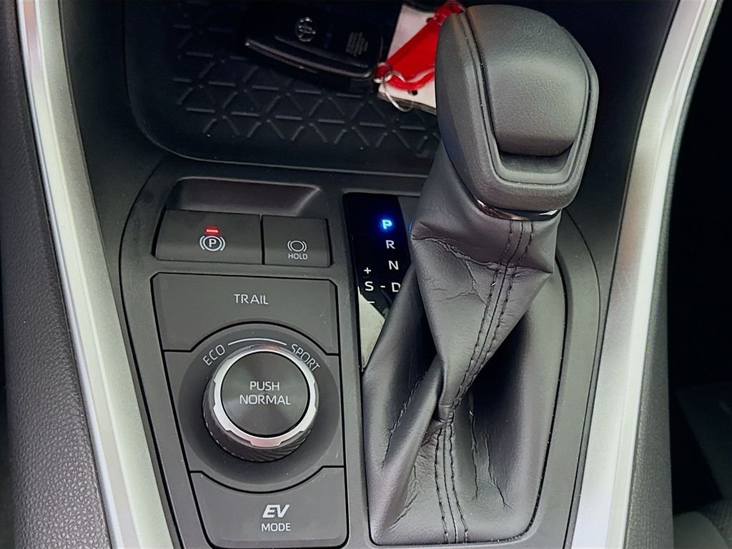 Used 2023 Lunar Rock Toyota Hybrid XLE image 16