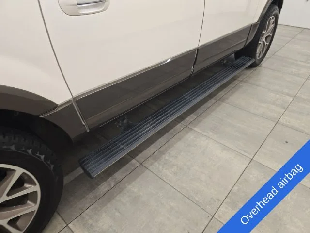 Used 2016 White Platinum Clearcoat Metallic Ford King Ranch image 12
