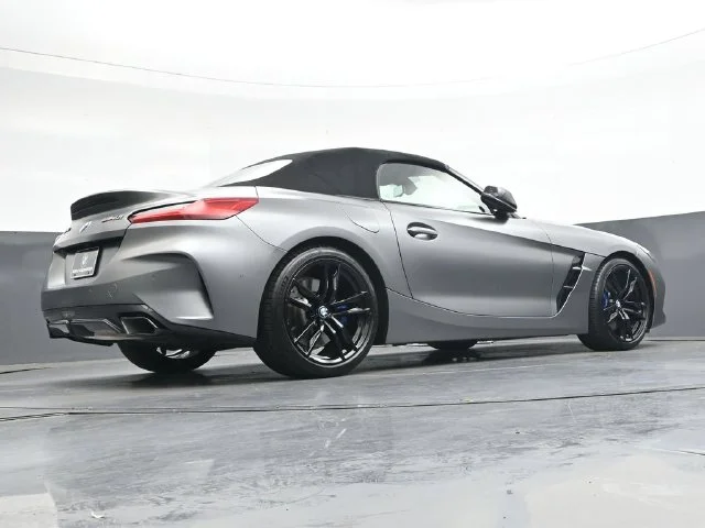 Used 2021 Gray BMW sDrive M40i image 32