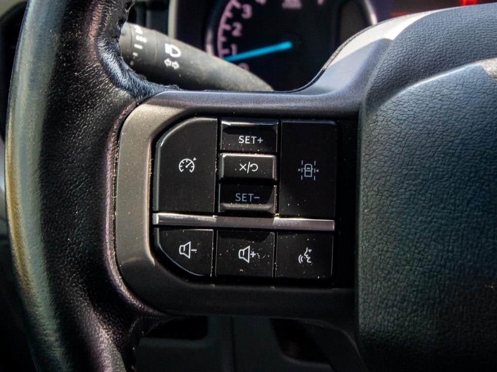 Used 2021 White Ford XLT image 25