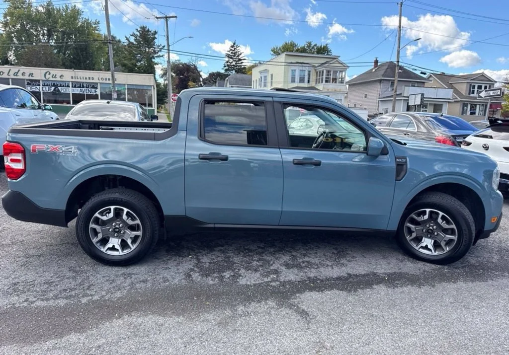 Used 2022 Blue Ford XLT image 11
