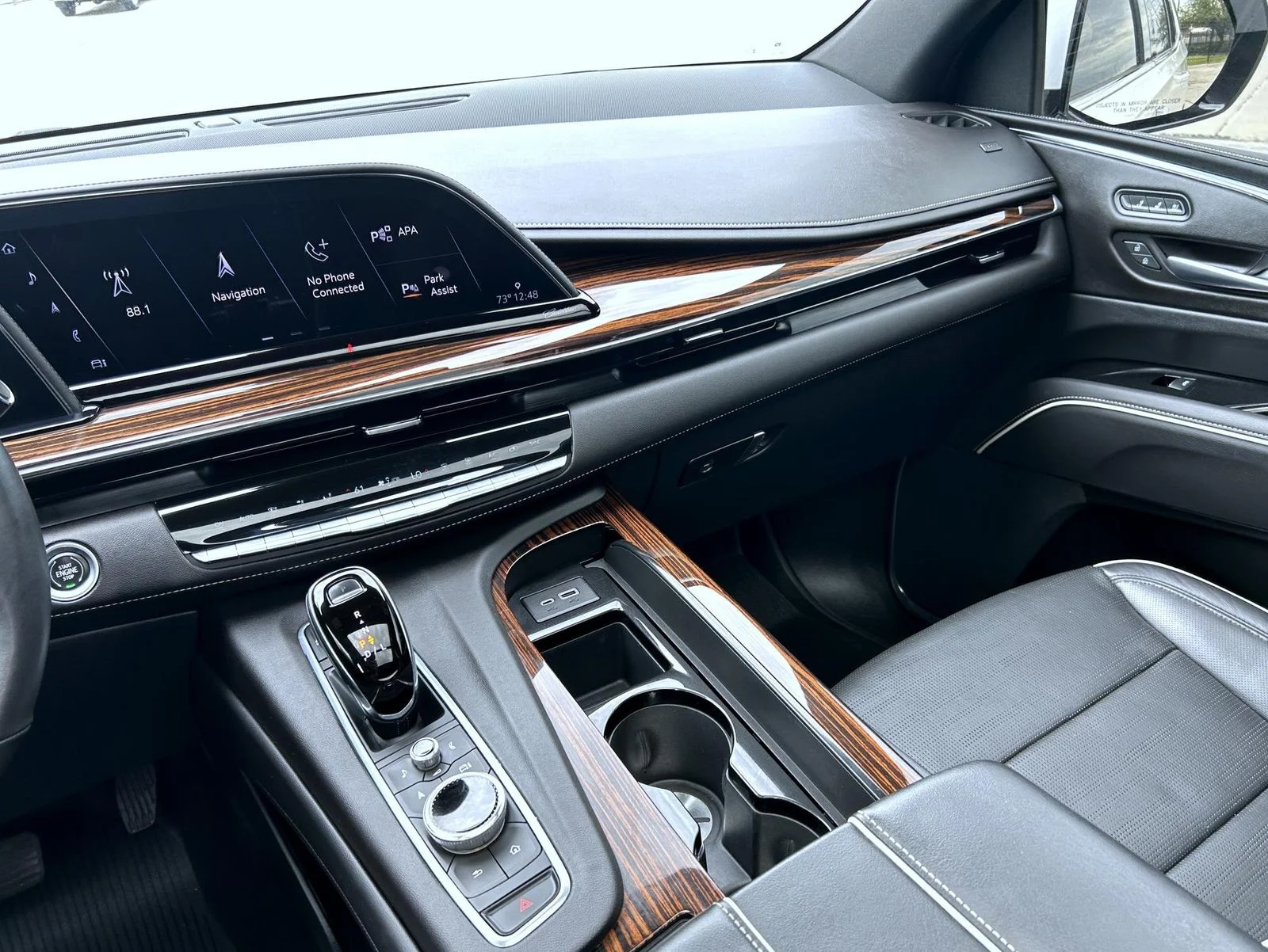 Used 2021 White Cadillac Premium Luxury image 22