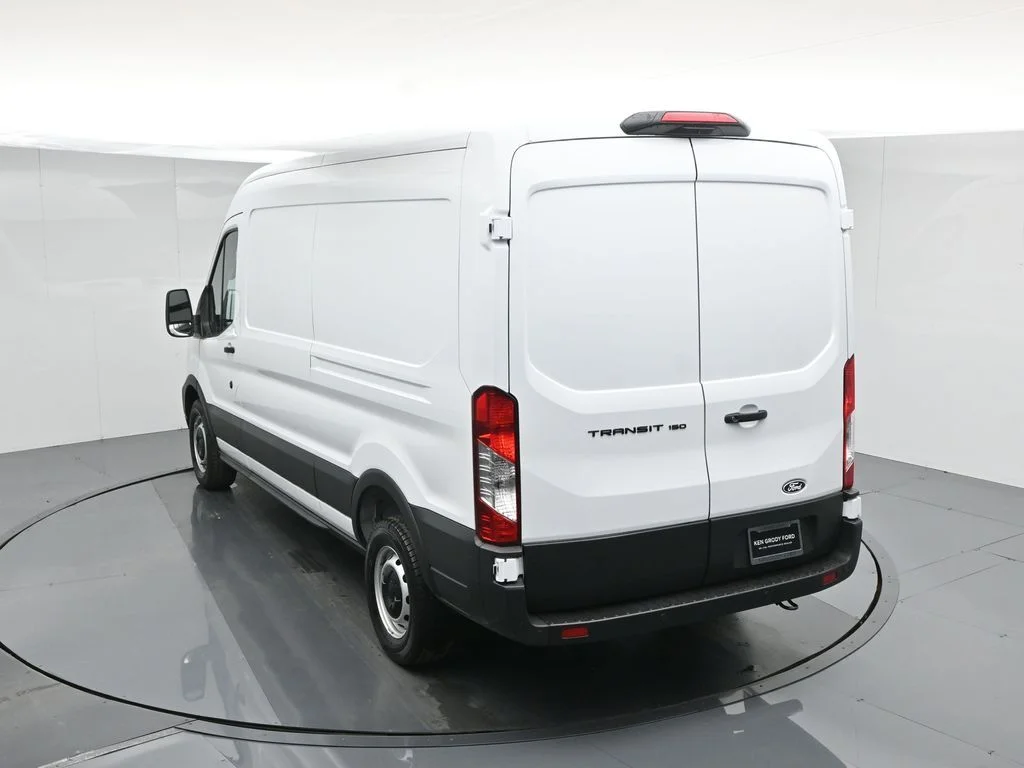 New 2026 White Ford Base image 37