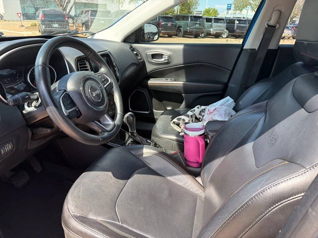 Used 2018 Blue Jeep Limited image 8