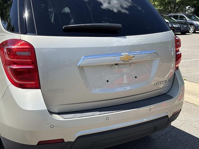 Used 2016 Gold Chevrolet LT image 10