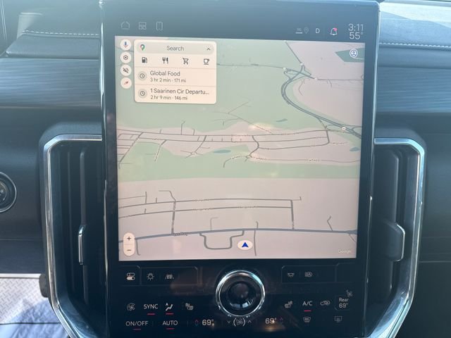 Used 2025 Silver GMC Elevation image 19