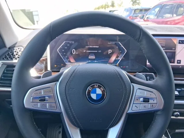 New 2027 Mineral White Metallic BMW xDrive40i image 8