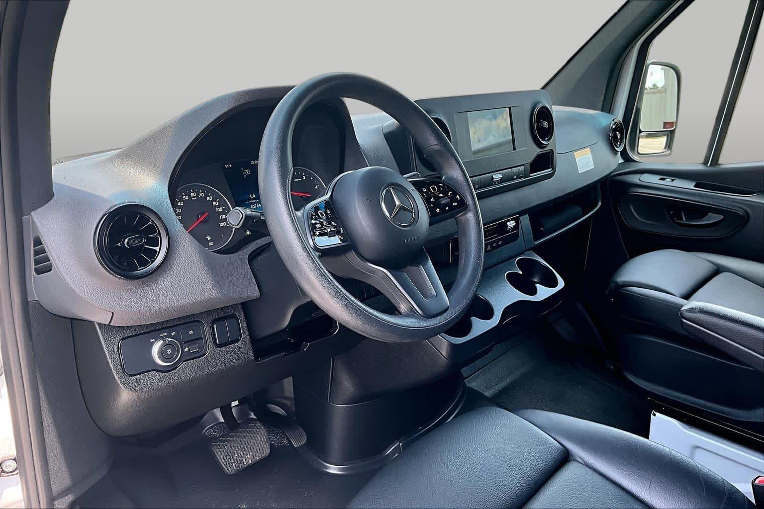 Used 2024 Arctic White Mercedes-Benz  image 18