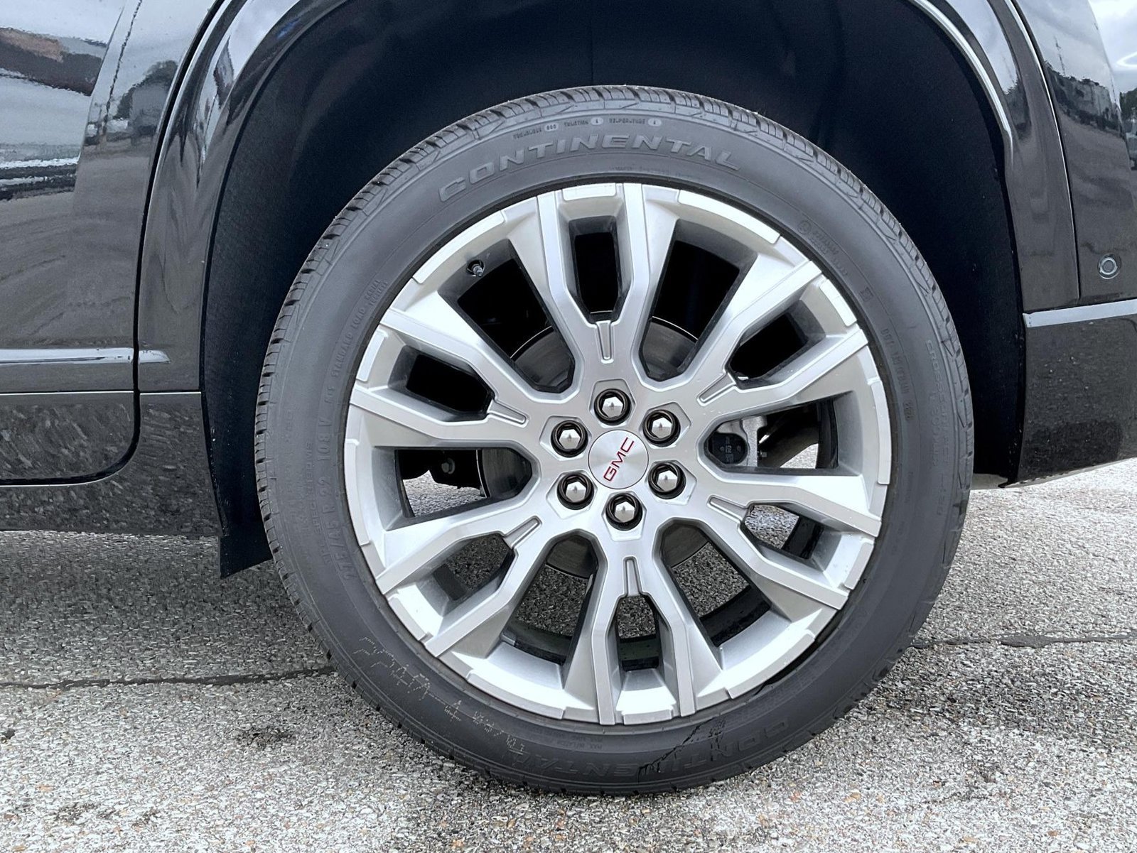 2027 GMC Acadia Denali - Photo 23