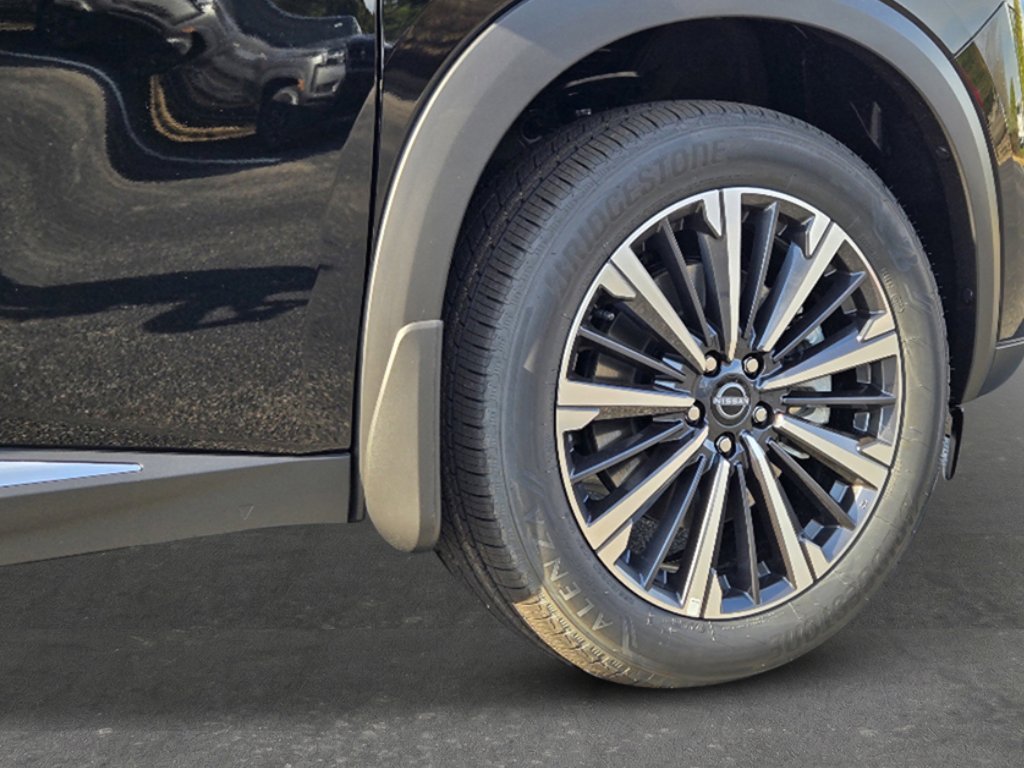 New 2026 Super Black Nissan Platinum image 9