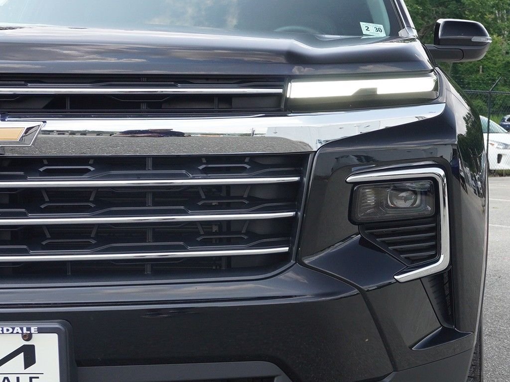 Used 2025 Black Chevrolet LT image 18
