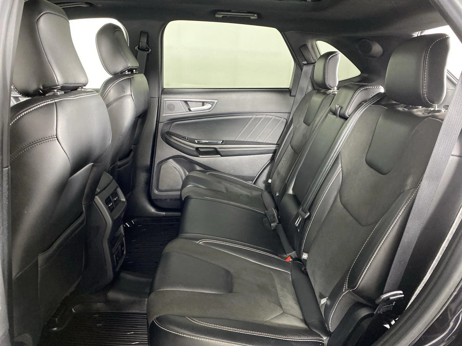Used 2020 Agate Black Ford ST image 25