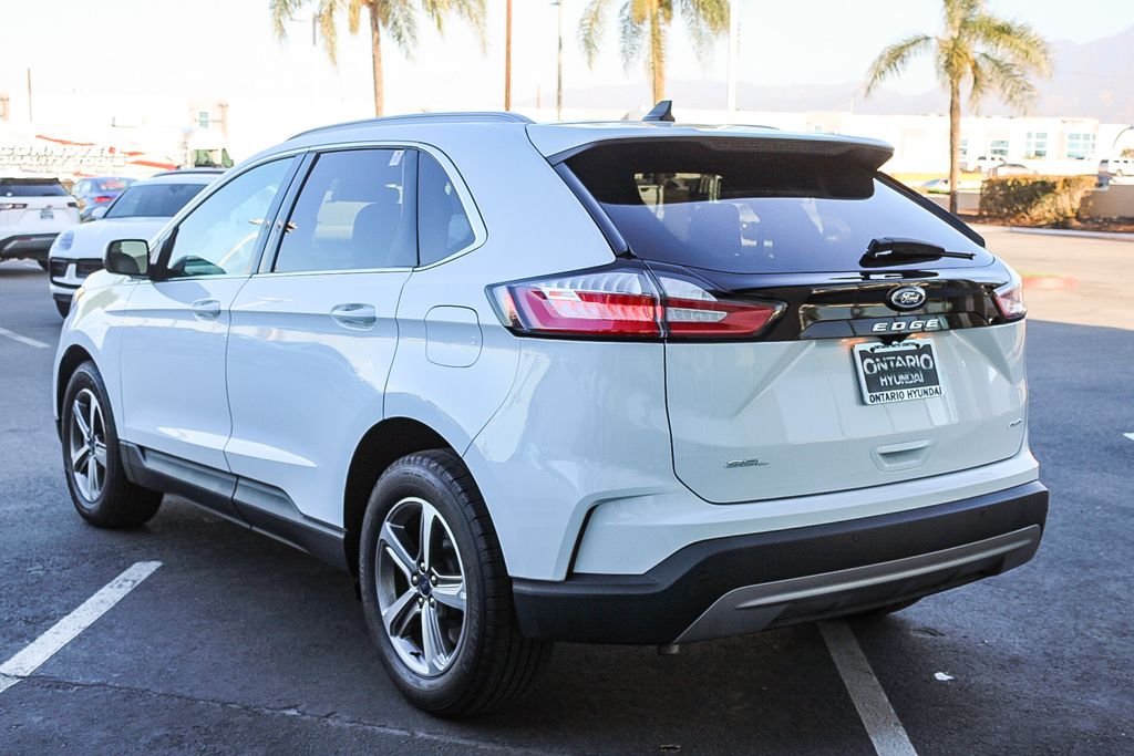 Used 2022 White Ford SEL image 7