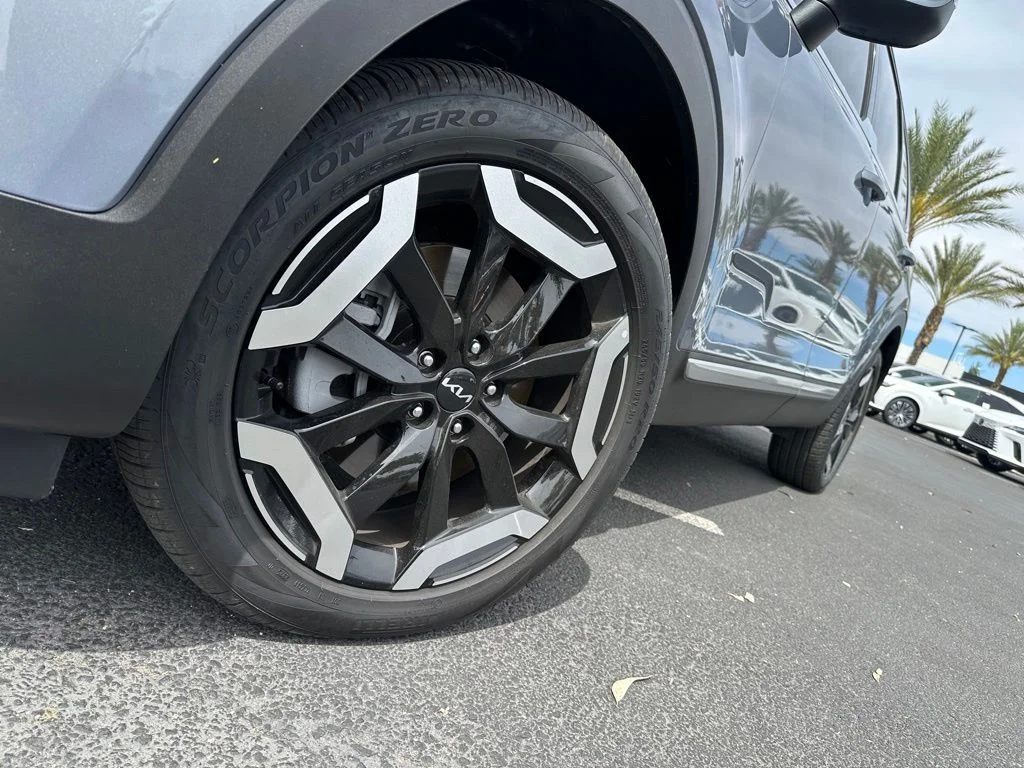 Used 2025 Silver Kia EX image 2