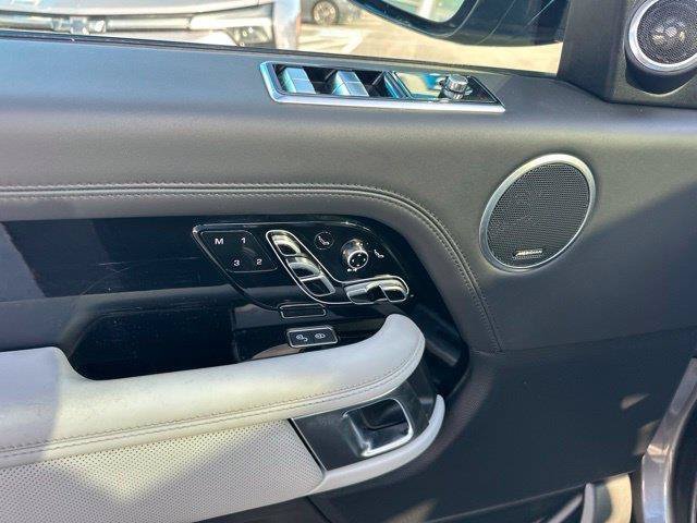 Used 2018 Gray Land Rover SVAutobiography image 13