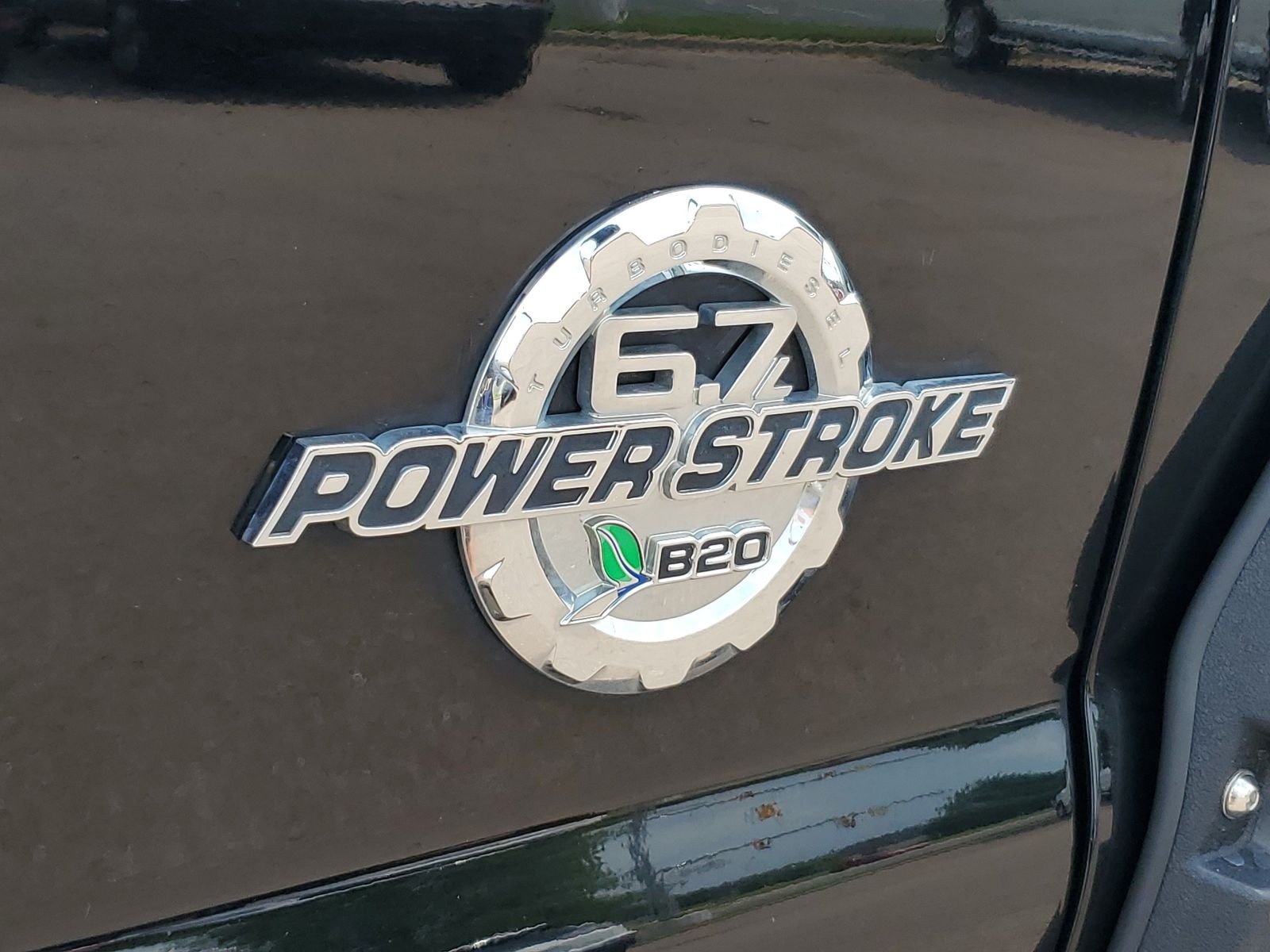 Used 2016 Black Ford Lariat image 5