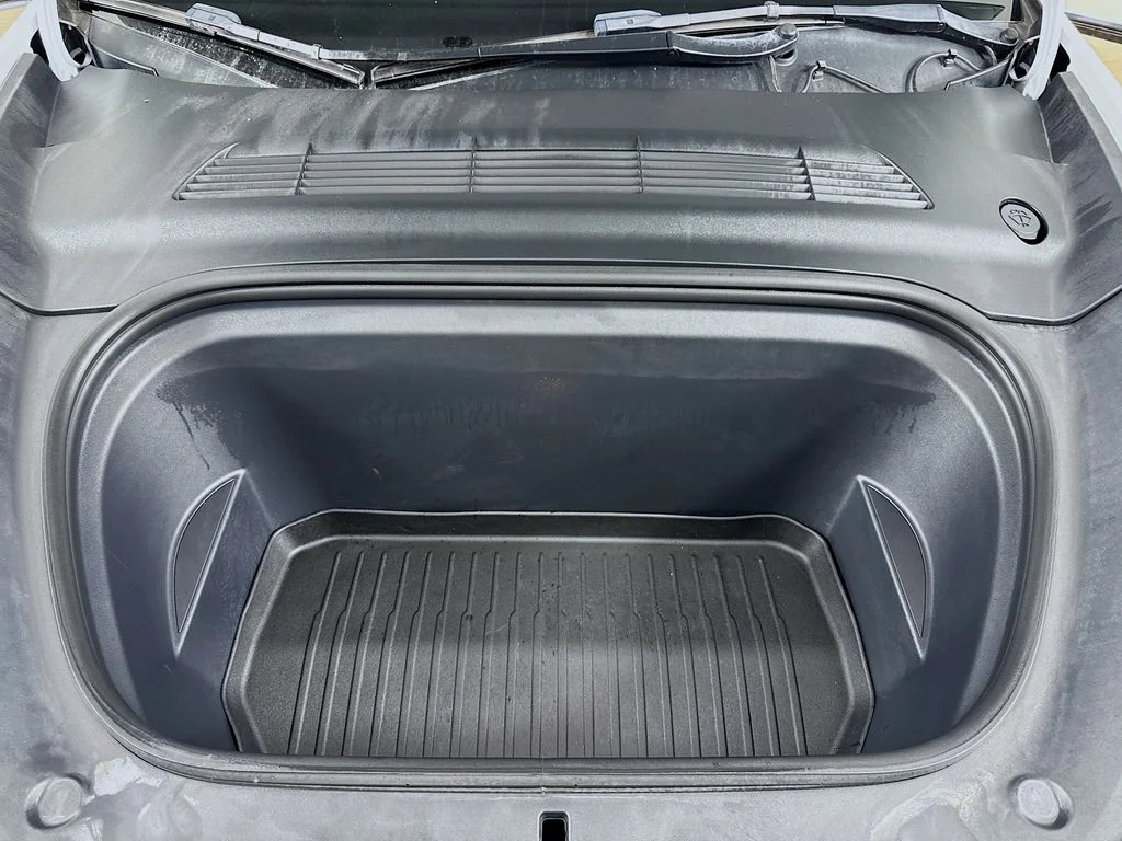 Used 2022 White Tesla Performance image 31