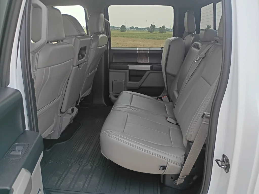 Used 2019 Oxford White Ford LARIAT image 16